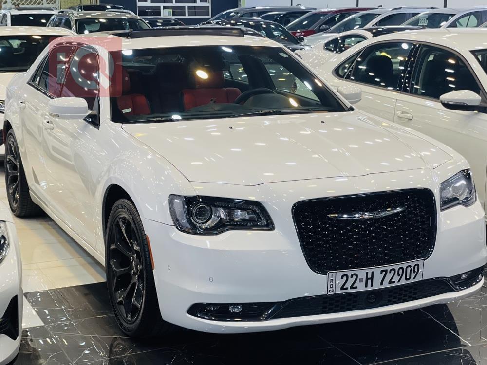 کرایسلەر 300